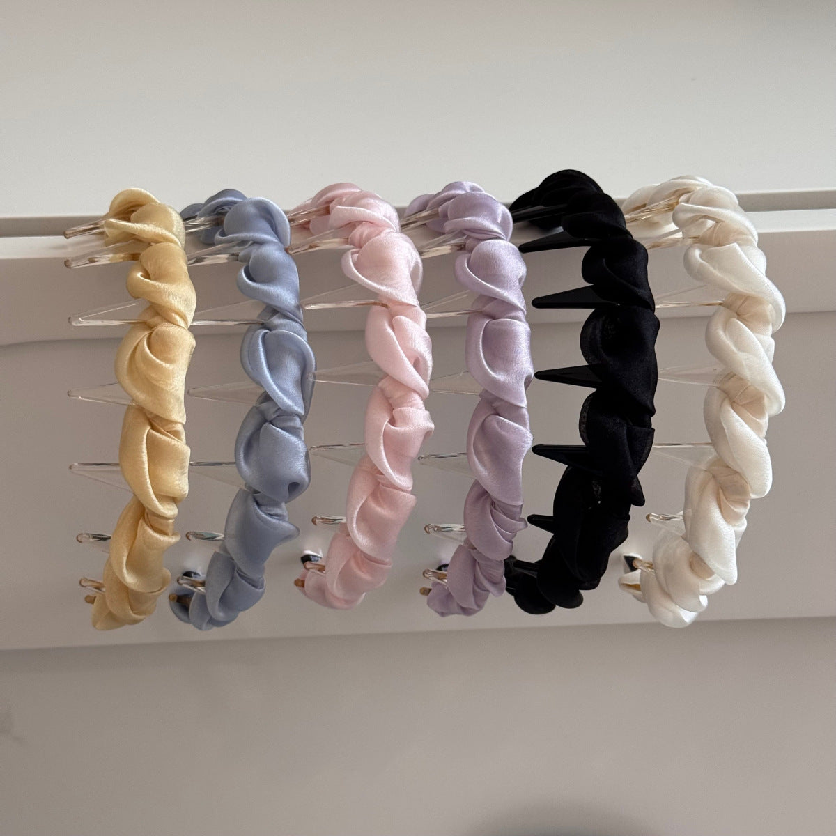 Stylish Solid Color Twist Style Thin Headband MK2PIM6W6HBD78