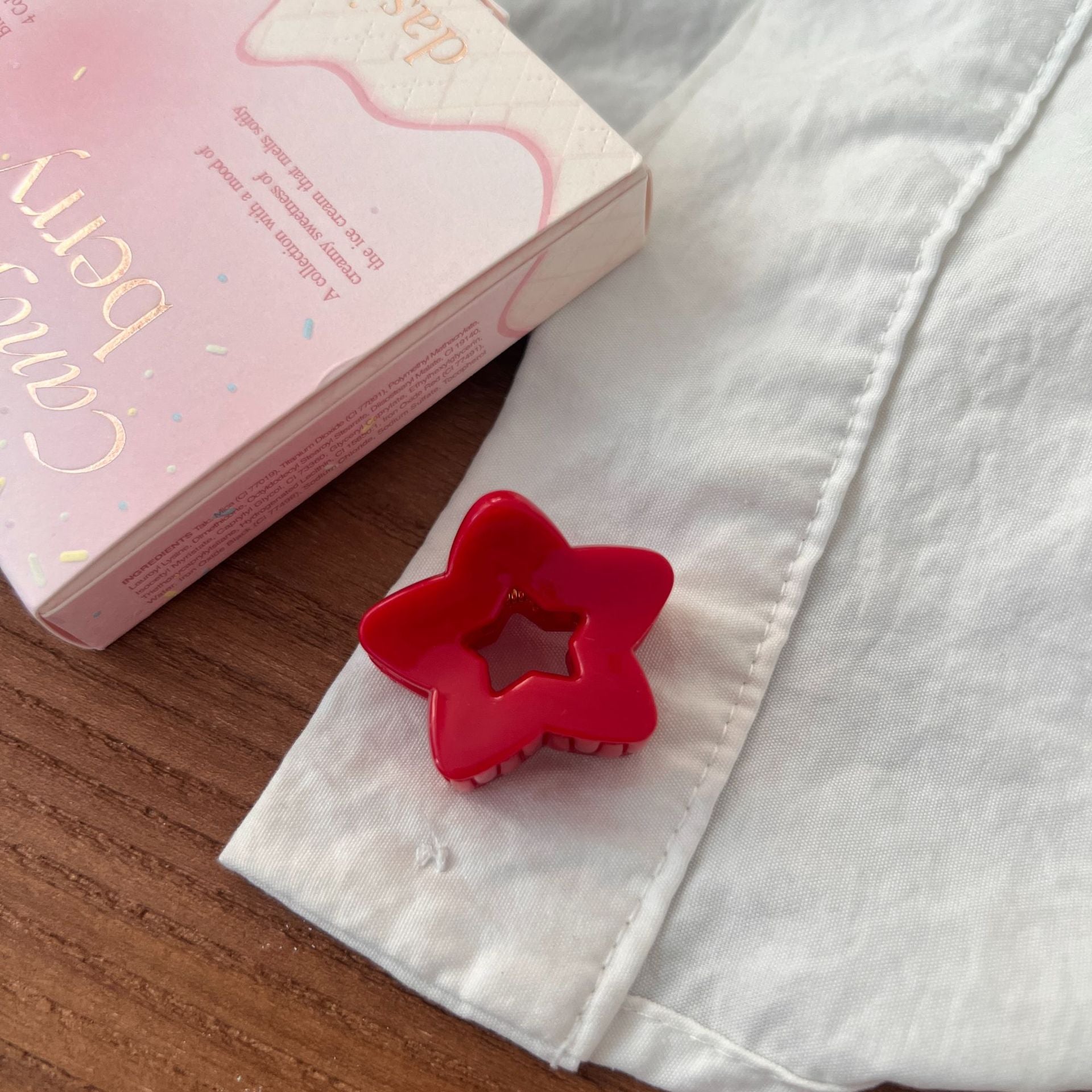 Minimalist Solid Color Hollow Star Hair Clip 8AS6HCP390L