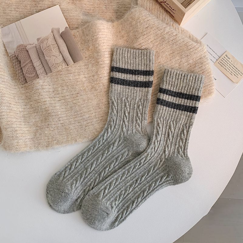 Fall Warm Cable Knit Striped Crew Socks 6W8FSO712