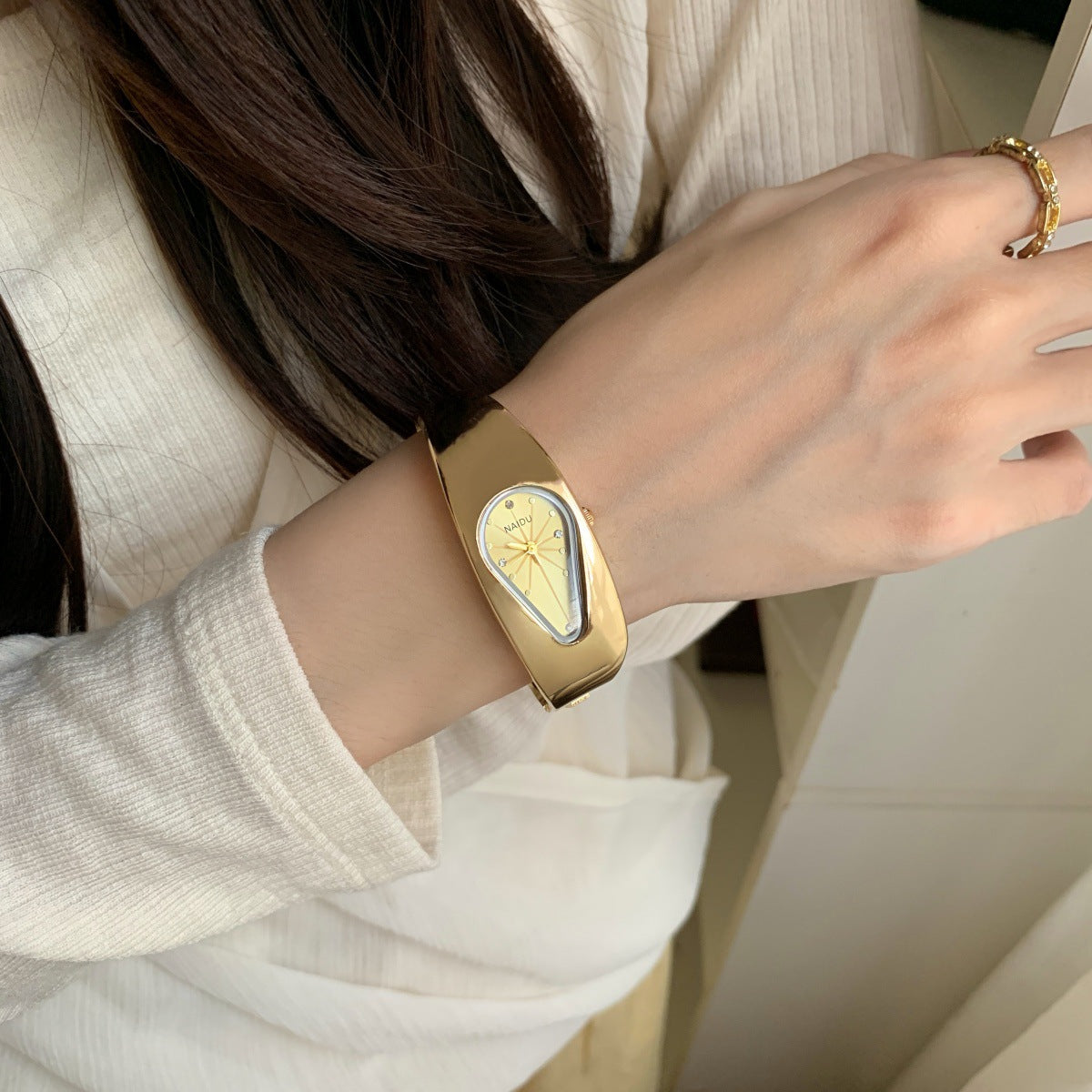 Chunky Teardrop Bracelet Watch - DippedShop Wholesale - #2179