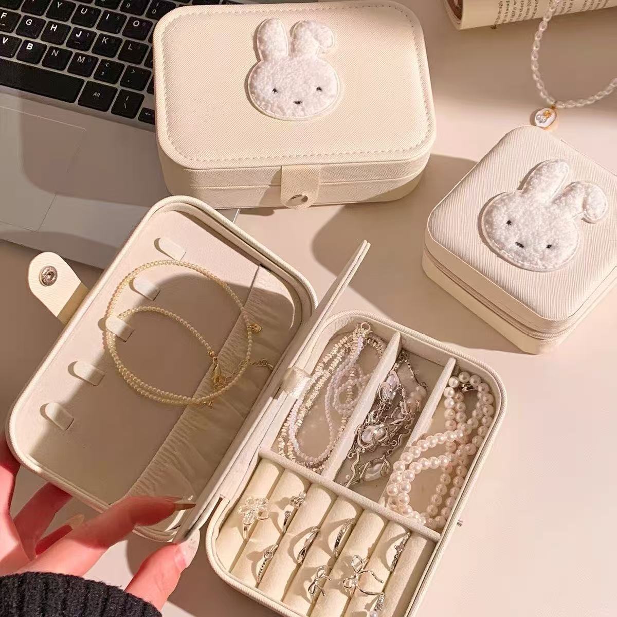 Cute Cartoon Rabbit Large Capacity Jewelry Case 6H13HSJ156