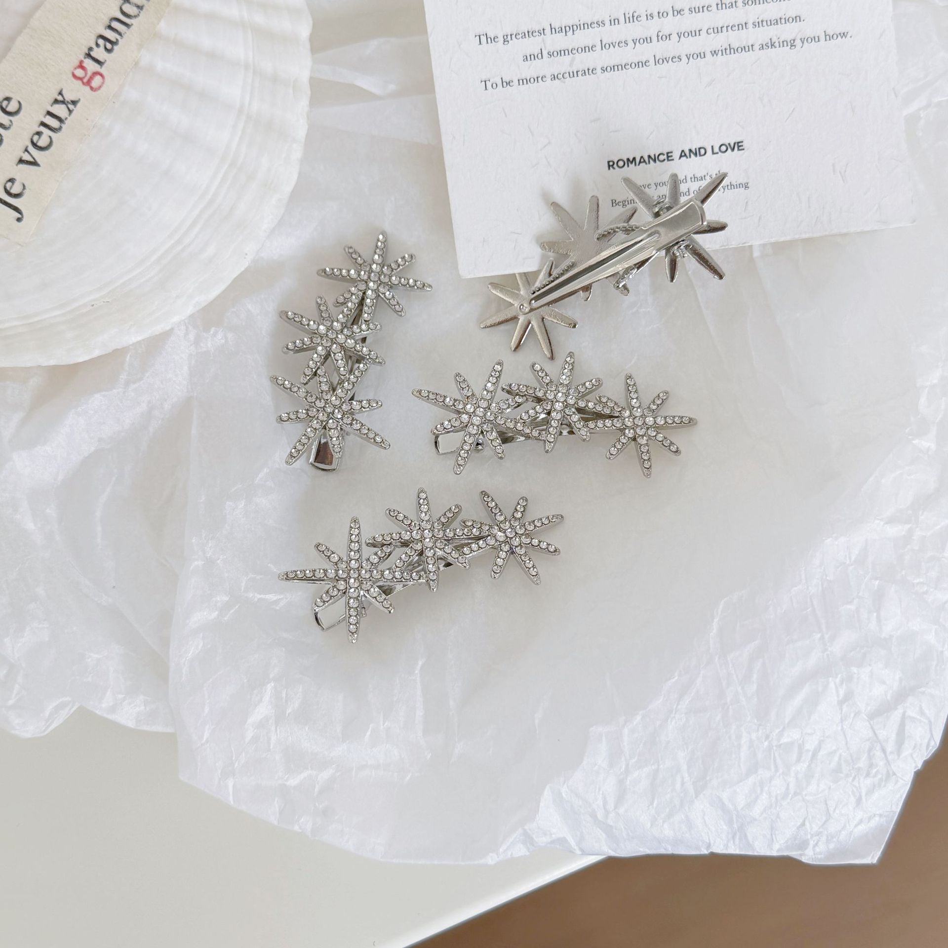 Elegant Snowflake Rhinestones No Bend Hair Clip MK2PM6W6HCP06