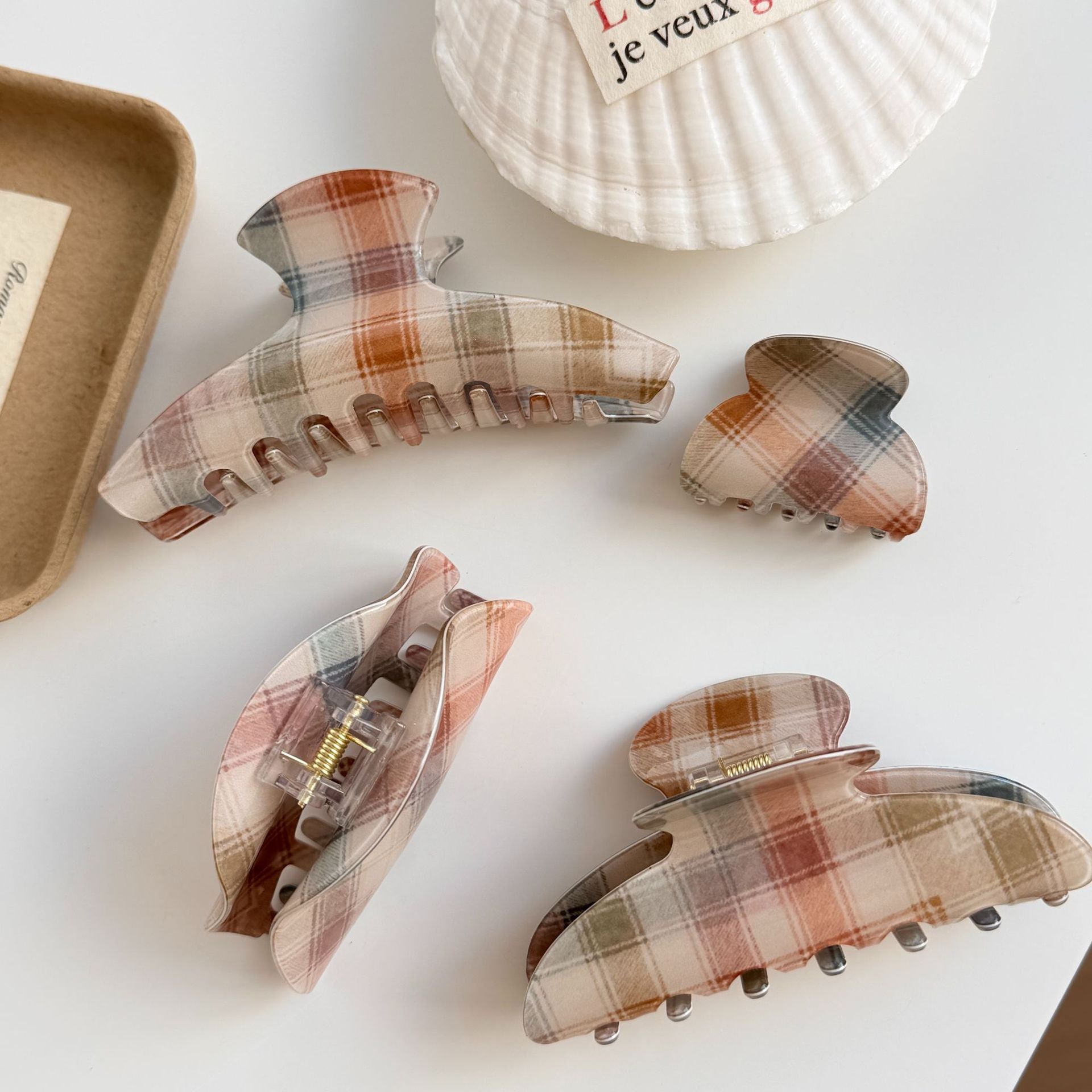 Plaid Acrylic Hair Claw - DippedShop Wholesale - #5875