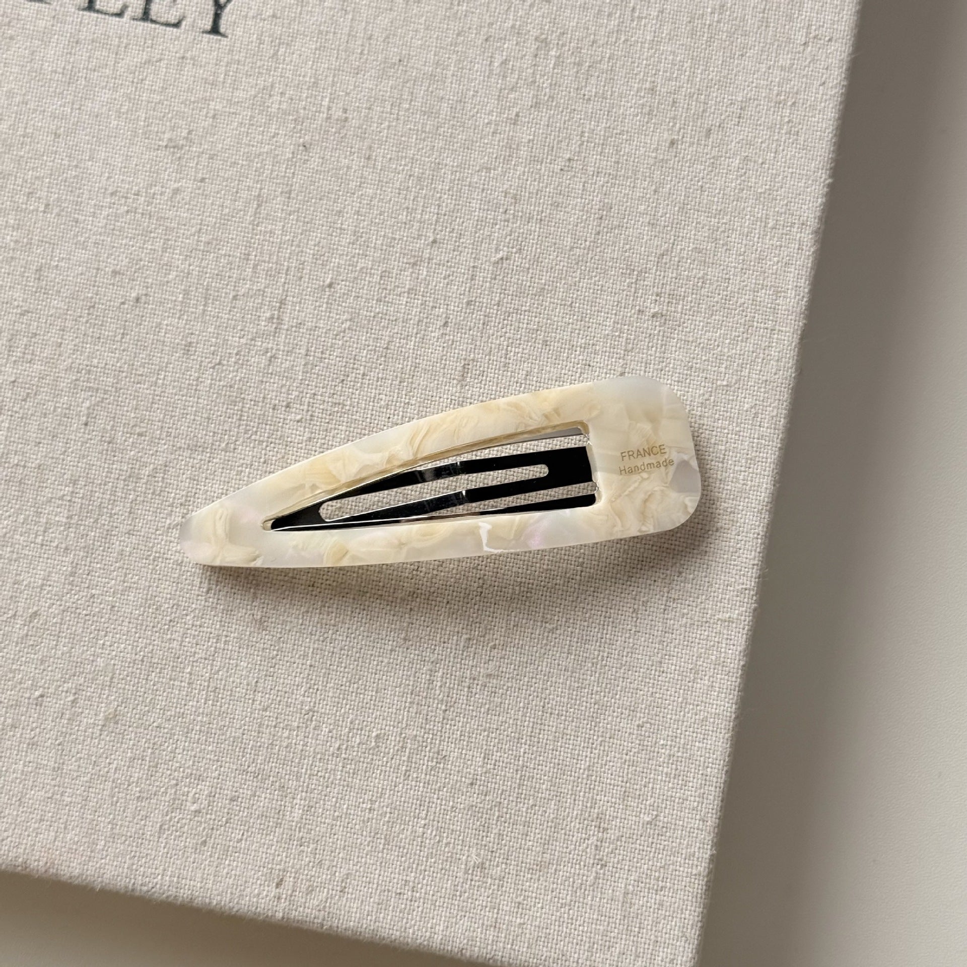Elegant Non Slip Hair Clip - DippedShop Wholesale - #7171