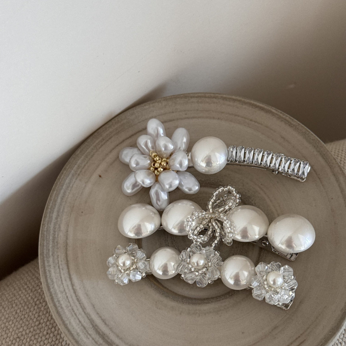 Vintage Pearl Flower Hair Clip DP25E889