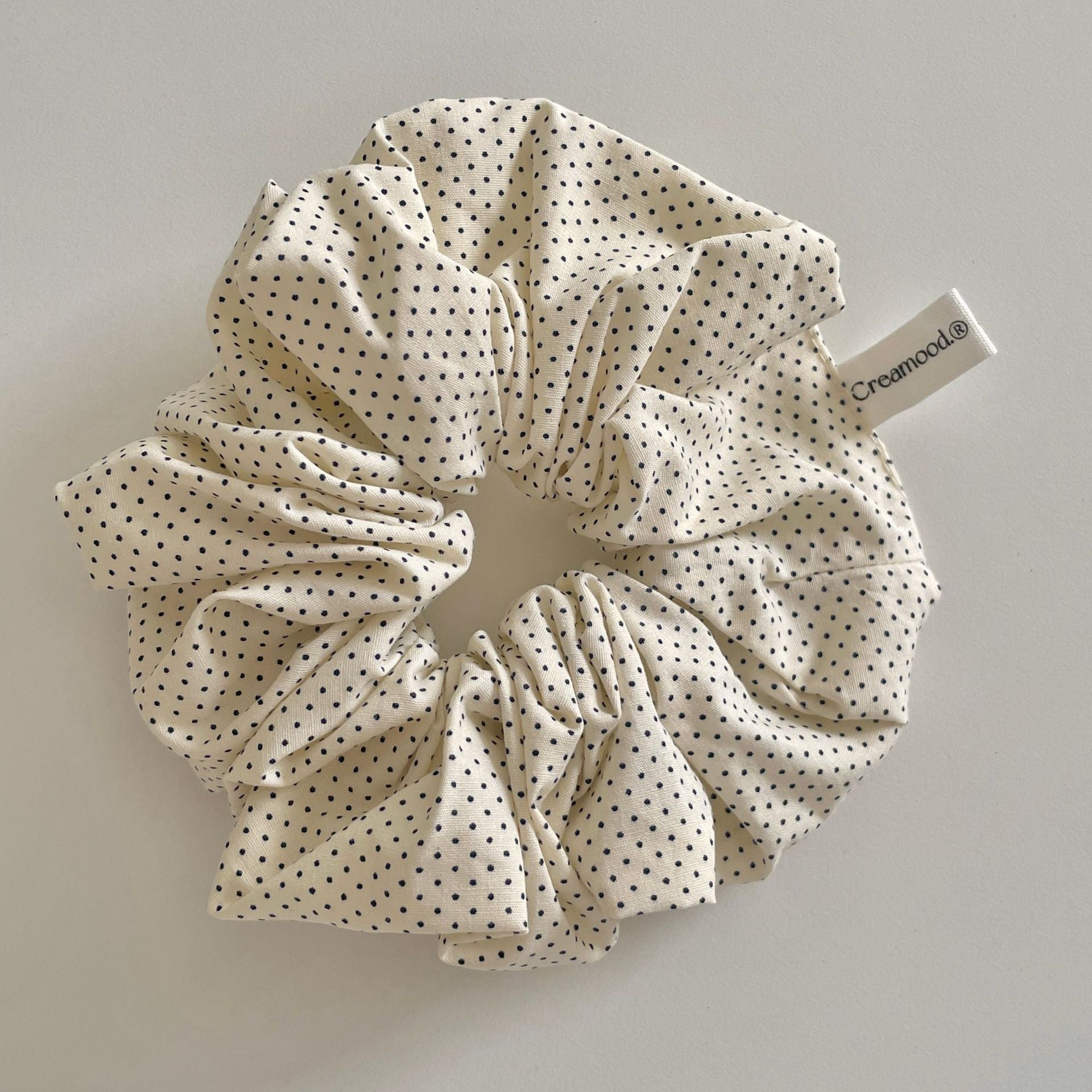Minimalist Polka Dots Print Hair Scrunchies 6W6HSR341