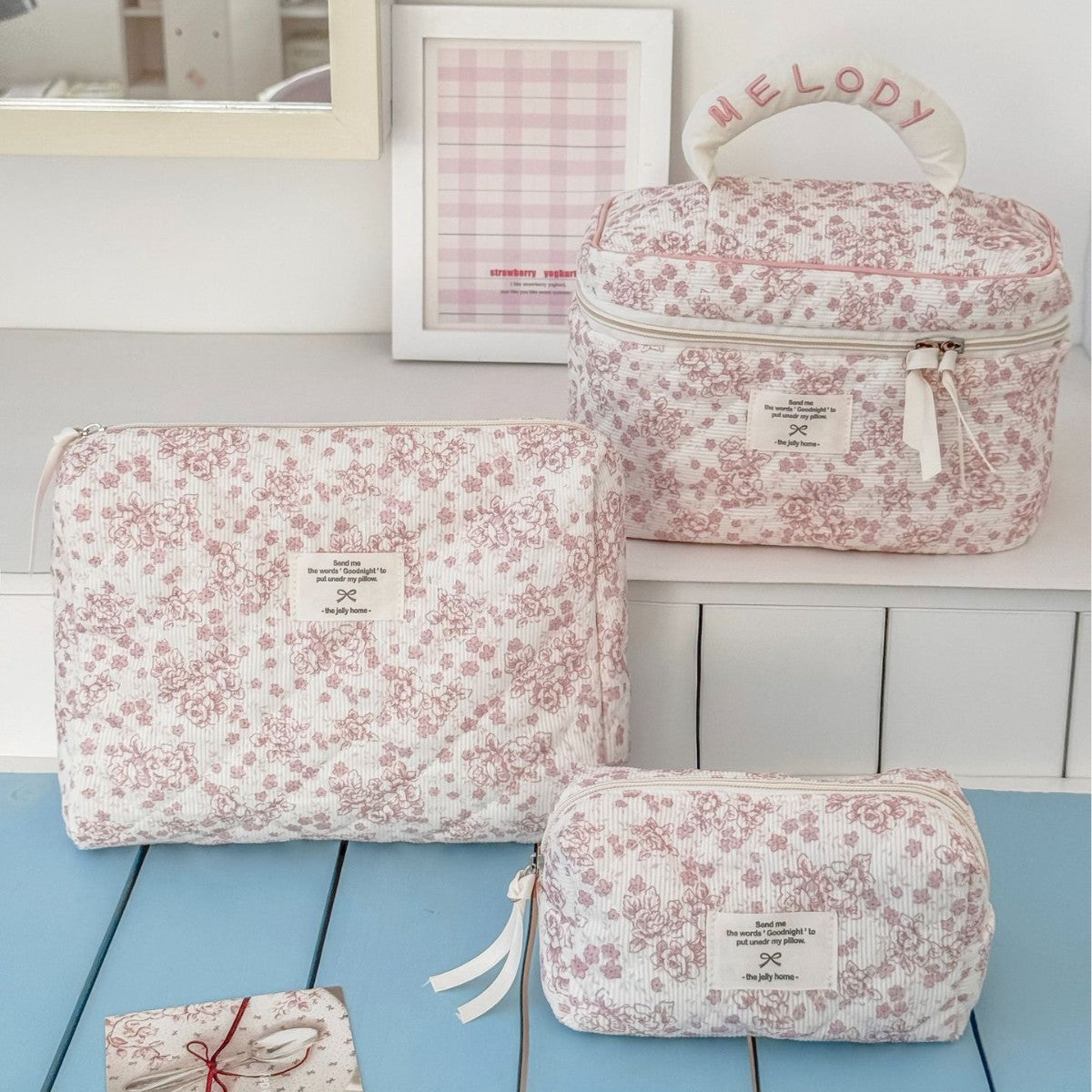 Vintage Flower Travel Bag - DippedShop Wholesale - #2515