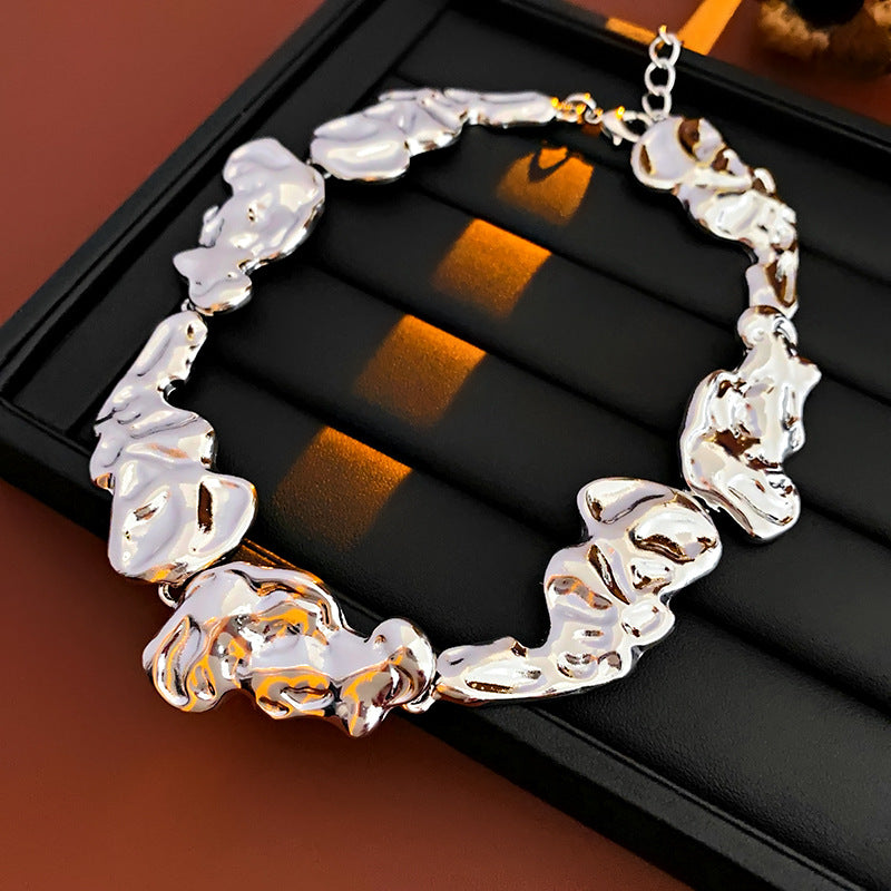 Minimalist Irregular Ruffled Metal Splice Necklace 6W6JNC961