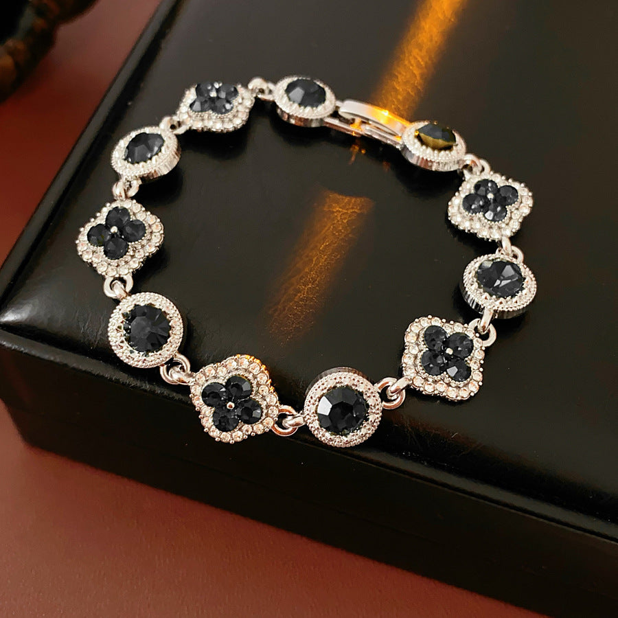 Vintage Gold Plated Floral Rhinestones Bracelet 6W6JBR722