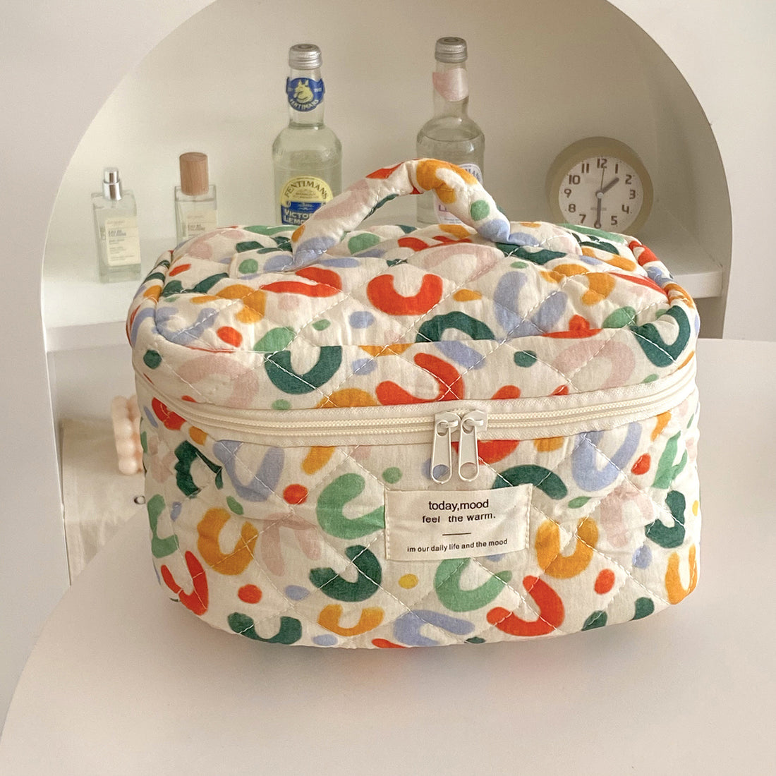 Colorful Letter Cute Make Up Bag DP25A552