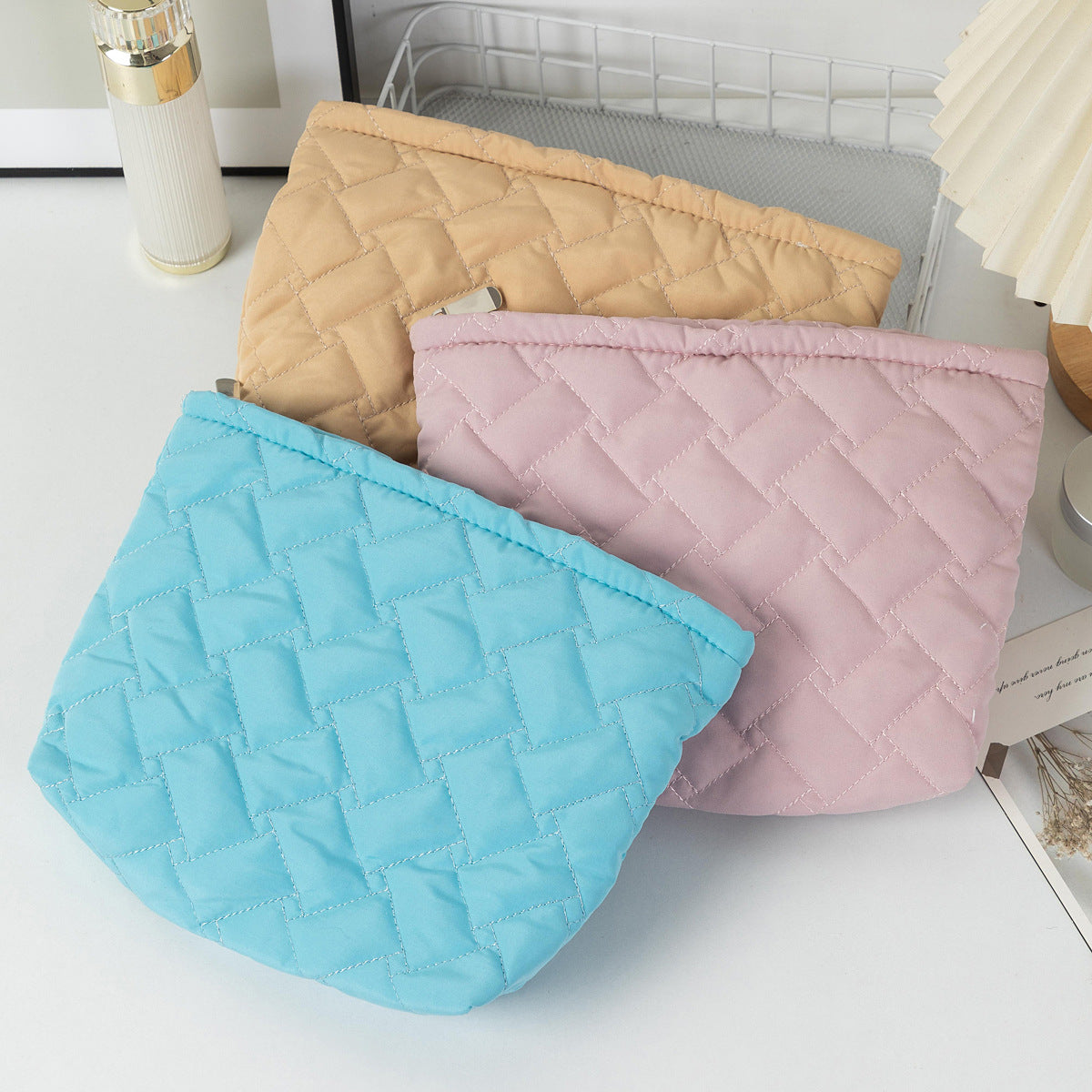 Quilted Shell Cosmetic Bag - DippedShop Wholesale - #4115