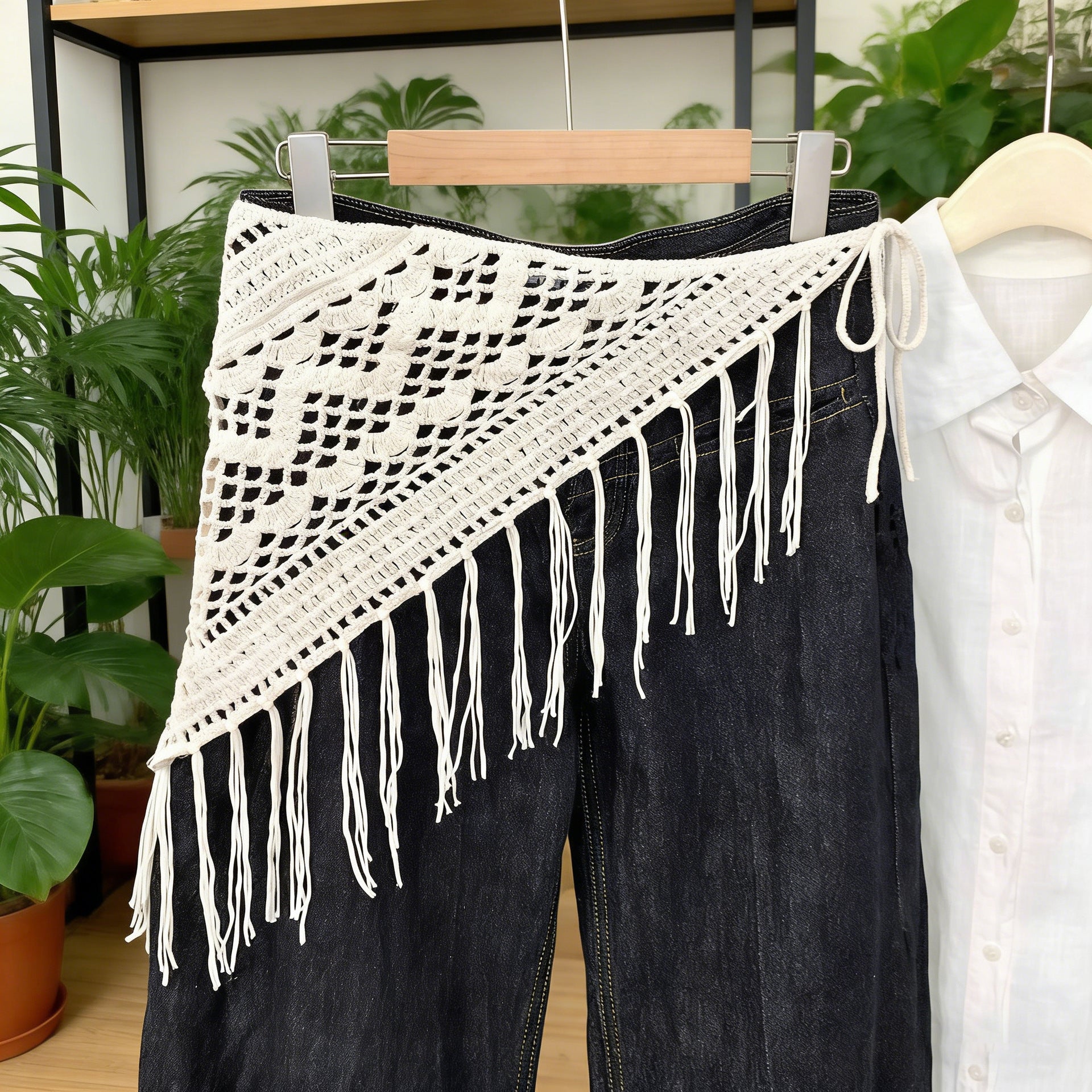 Fashion Hollow Shell Tassel Triangle Knit Headscarf MK2BK6W6HHS18