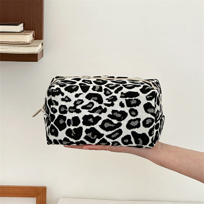 Vintage Leopard Pattern Lightweight Makeup Bag MK2BW6S10BOB67