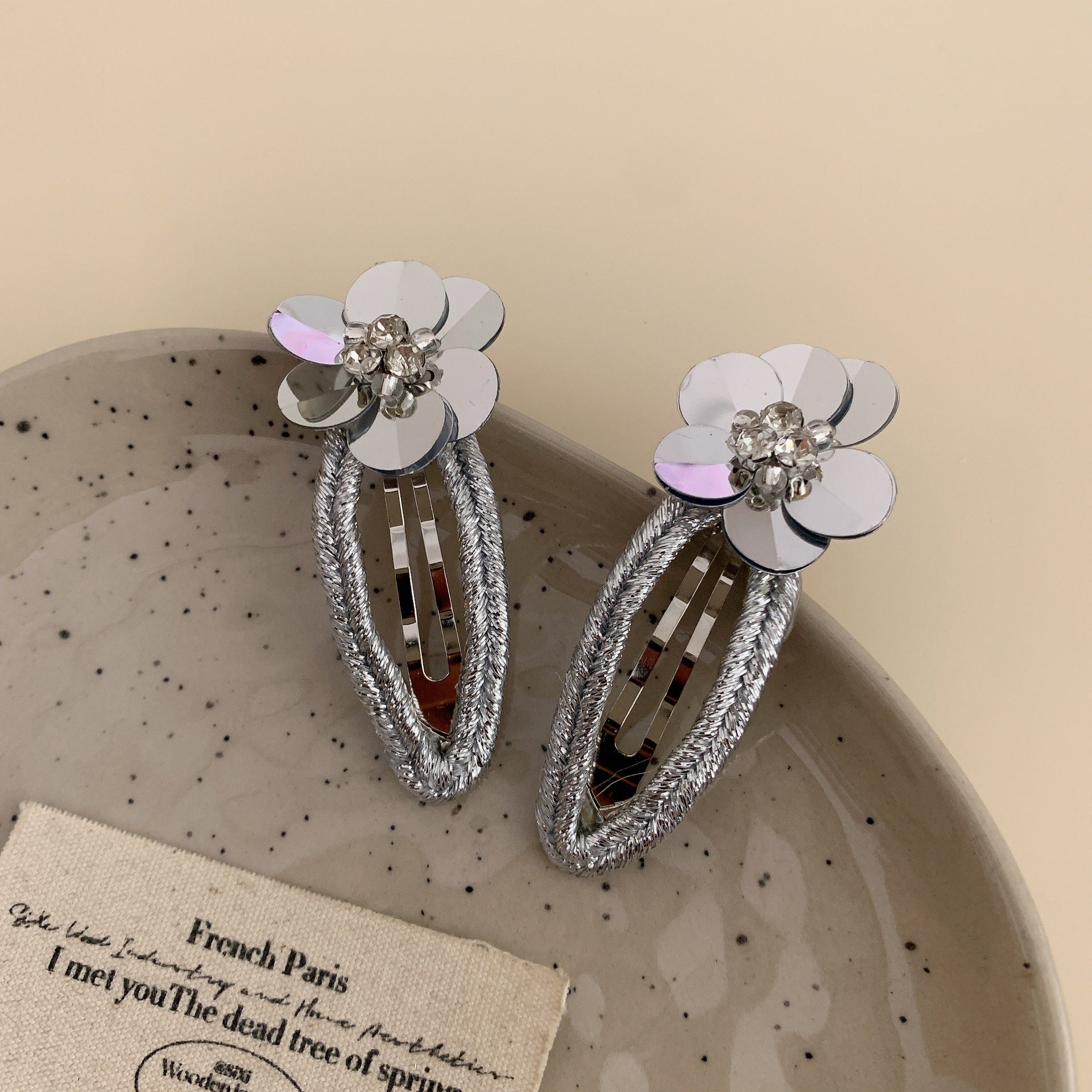 Sparkly Sequin Flower Clip - DippedShop Wholesale - #0131