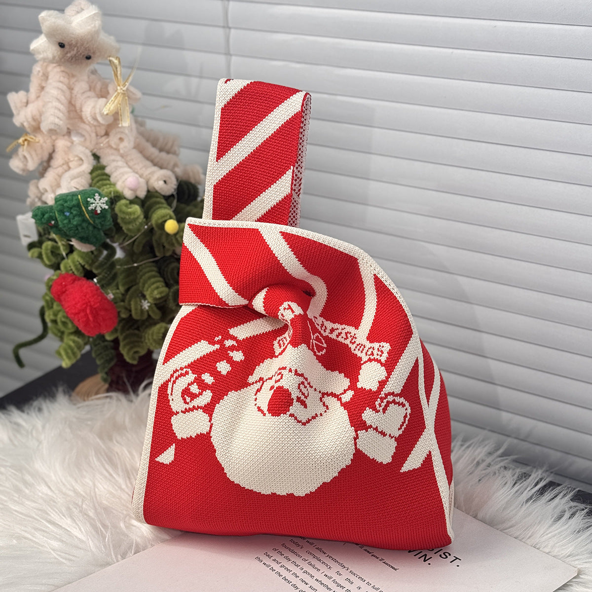 Cute Santa Claus Christmas Knitted Wrist Bag 6W10BOB1345