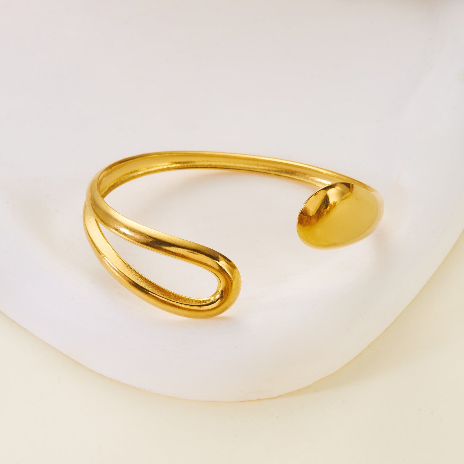 Vintage Feather Gold Plated Open Cuff Bracelet 6W6JBR592
