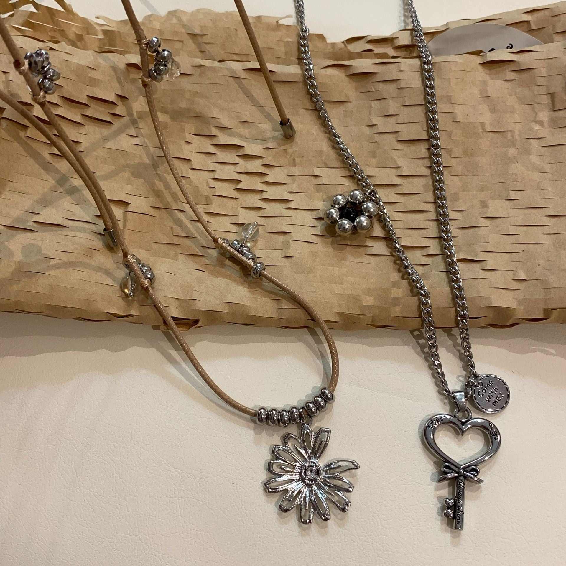 Vintage Heart Key Pendant Tassel Necklace 6W6JNC655
