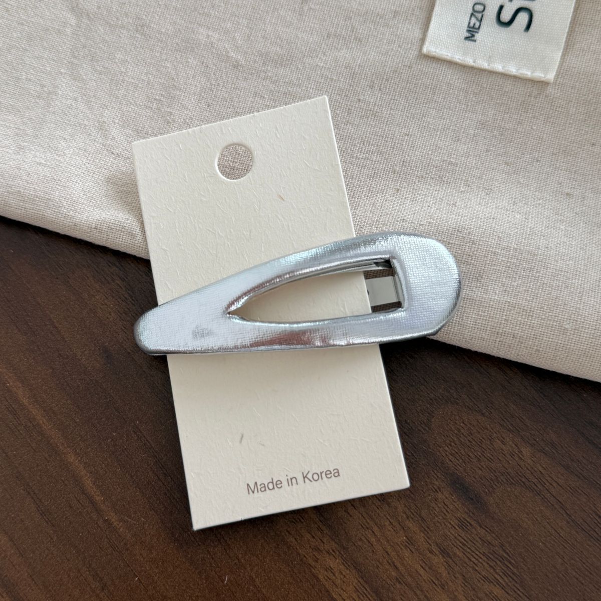 Minimalist Solid Color Oval Snap Hair Clip 8AS6HCP399L