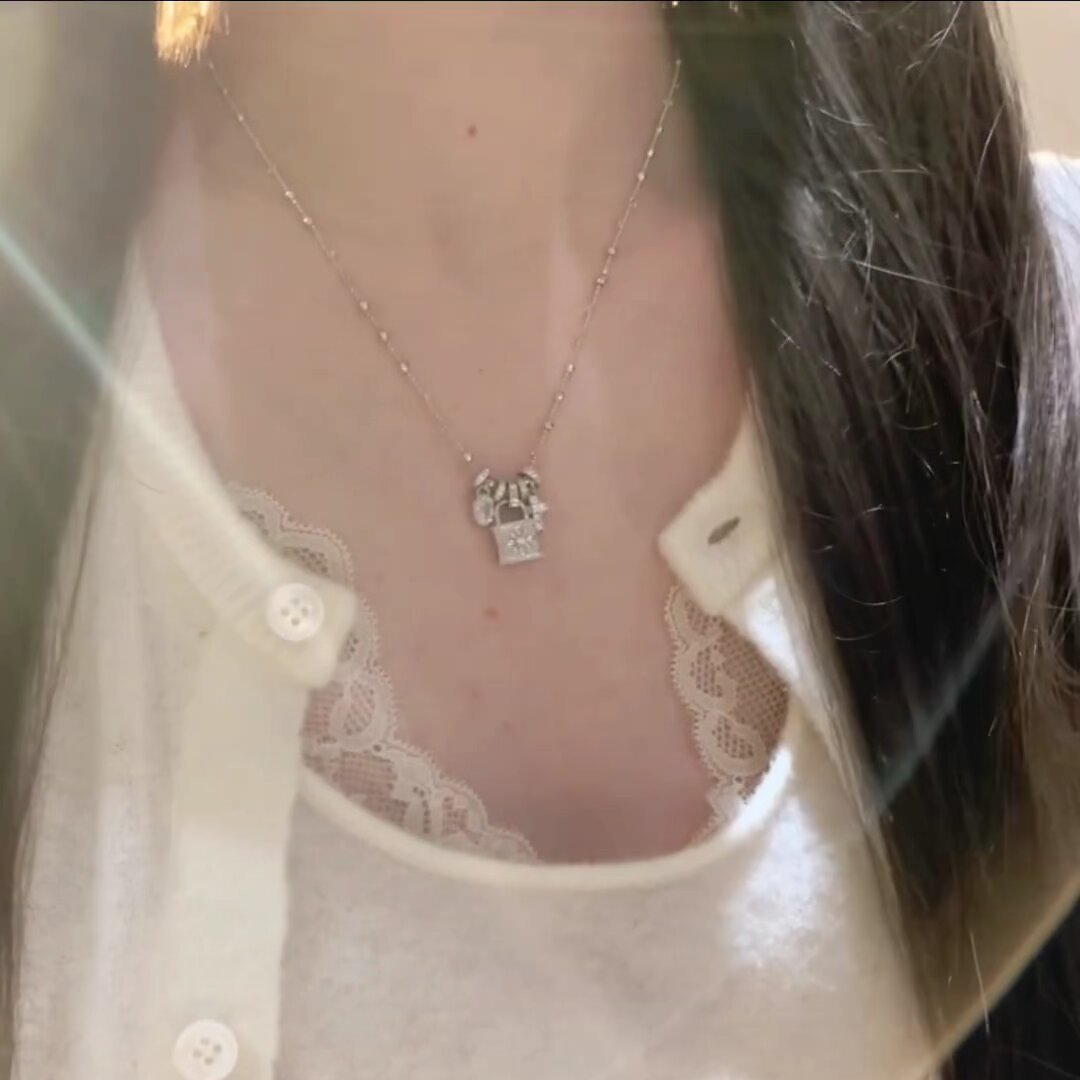 Elegant Lock Pendant Zirconia Tassel Necklace 6W6JNC677