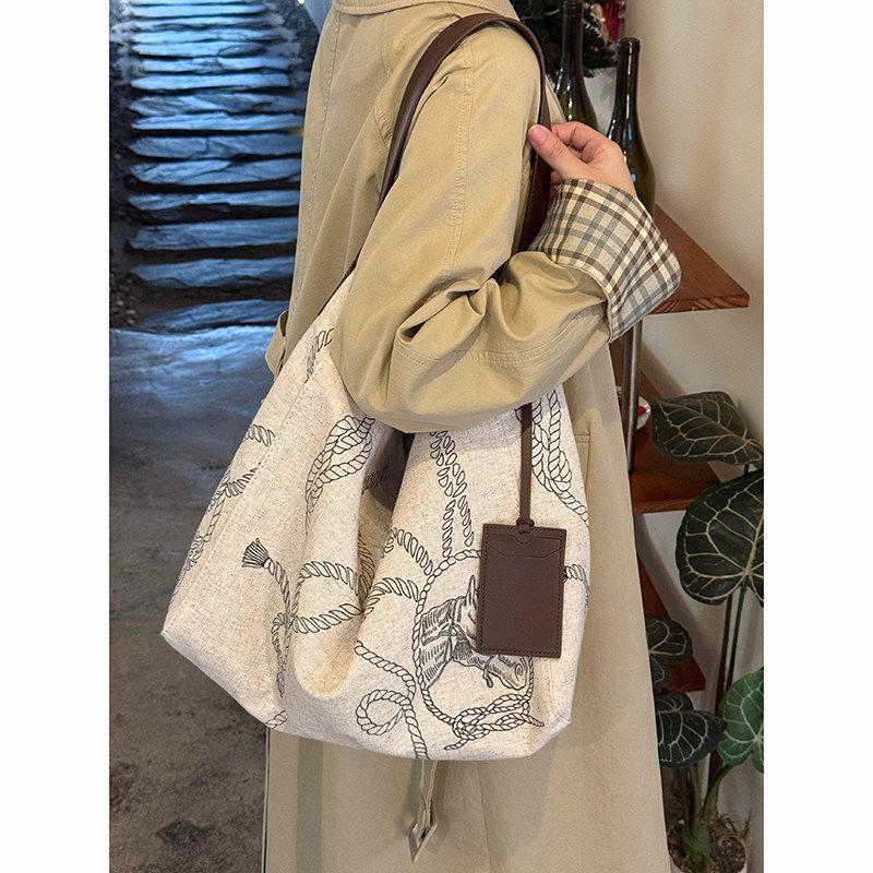 Vintage Floral Print Canvas Shoulder Bag 6W10BBG1988