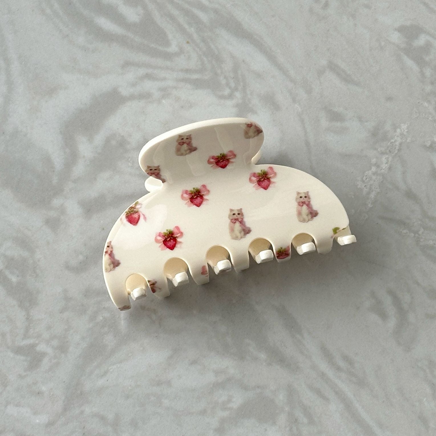 Cute Solid Color Strawberry Cat Print Hair Clip 8AS6HCP93L