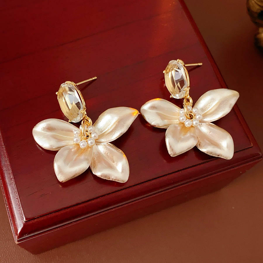 Pearlescent Enamel Flower Drop Earrings 6W6JER789