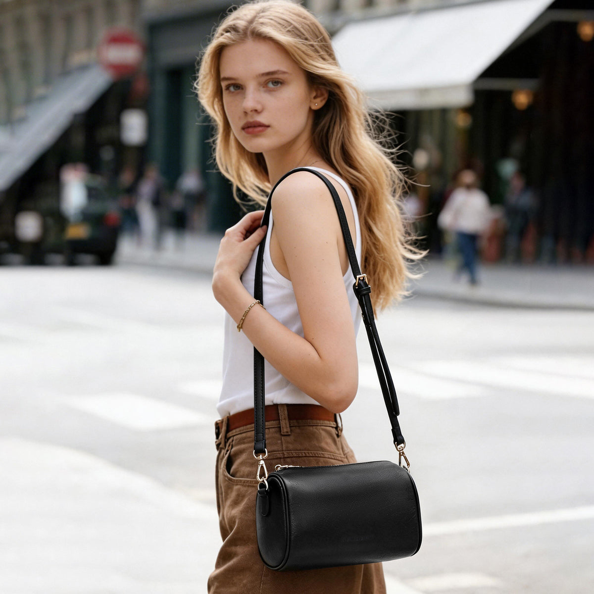 Simple Soft PU Leather Pillow Crossbody Bag 6W10BBG2409