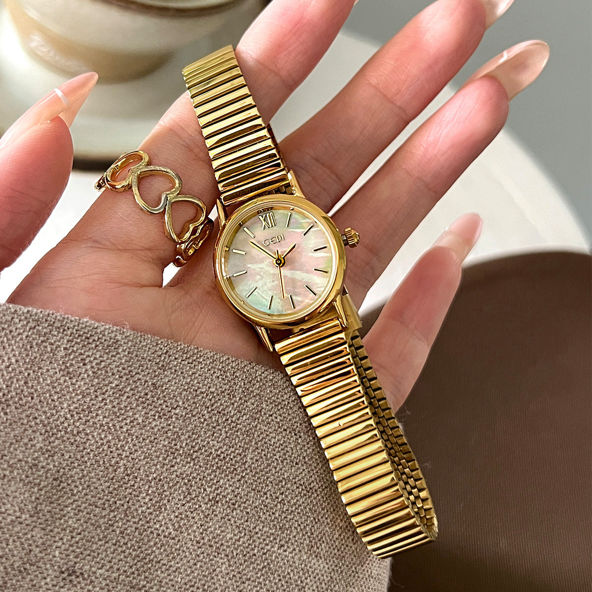 Iridescent Mother-of-Pearl Dial Quartz Watch MK2SSAS6W6JWA05