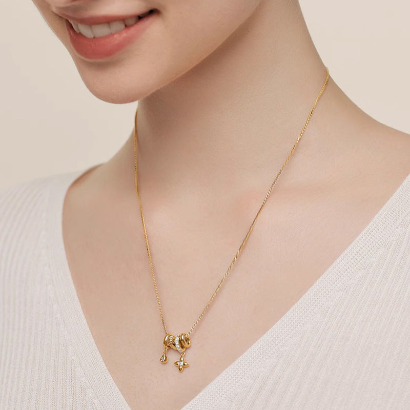 Elegant Gold Plated Rhinestones Clover Pendant Necklace 6W6JNC685