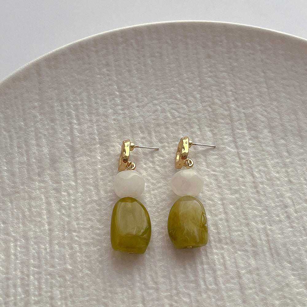 Chunky Irregular Color Contrast Resin Dangle Earrings 6W6JER604