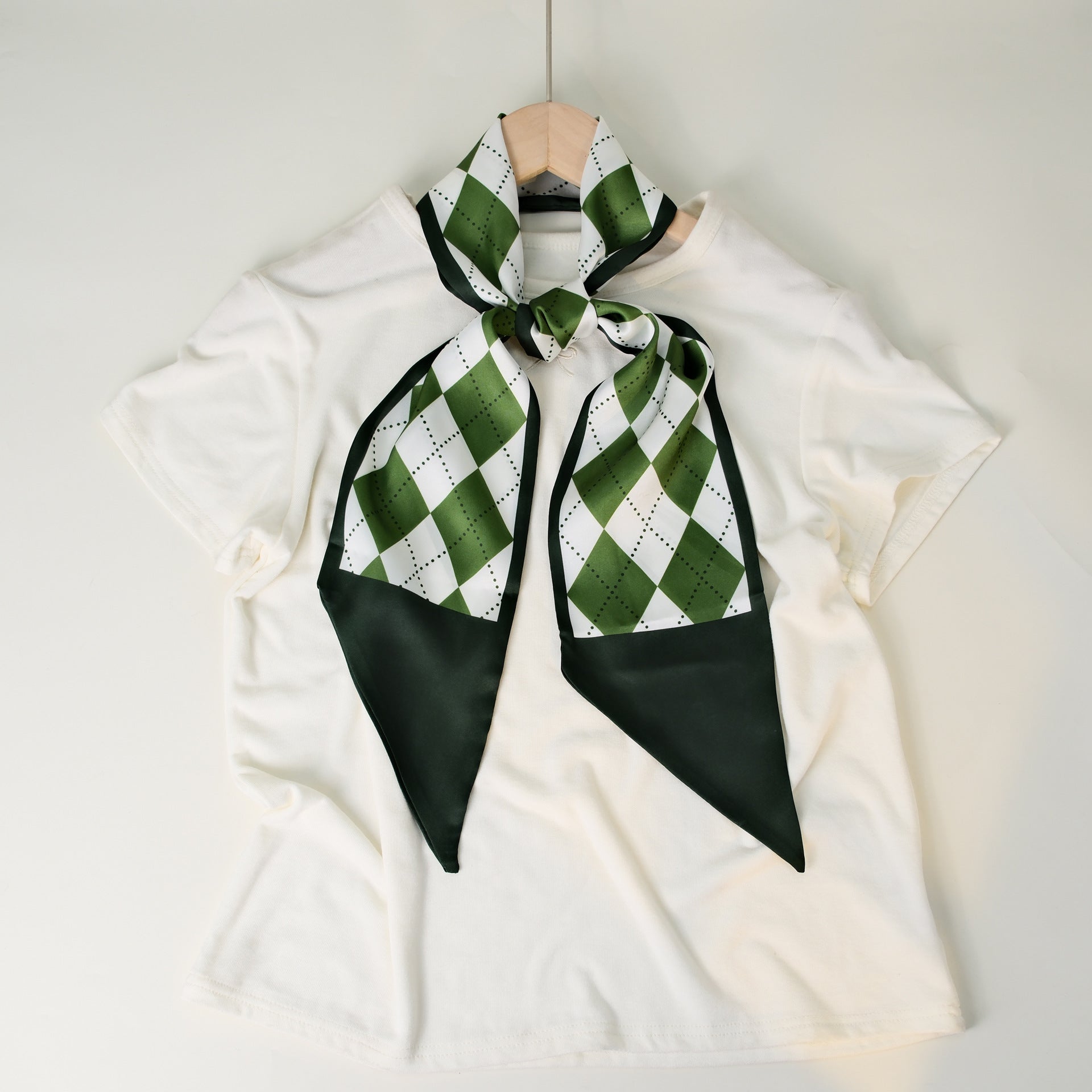 Stylish Checkerboard Pattern Silk Scarf 6W6NSI259