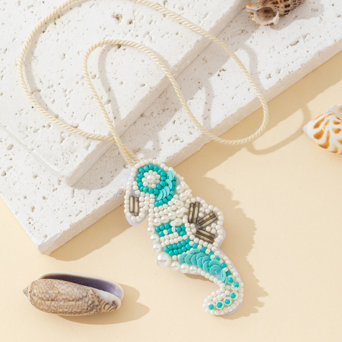 Stylish Handmade Beaded Seahorse Pendant Bag Charm 6W10BBC791