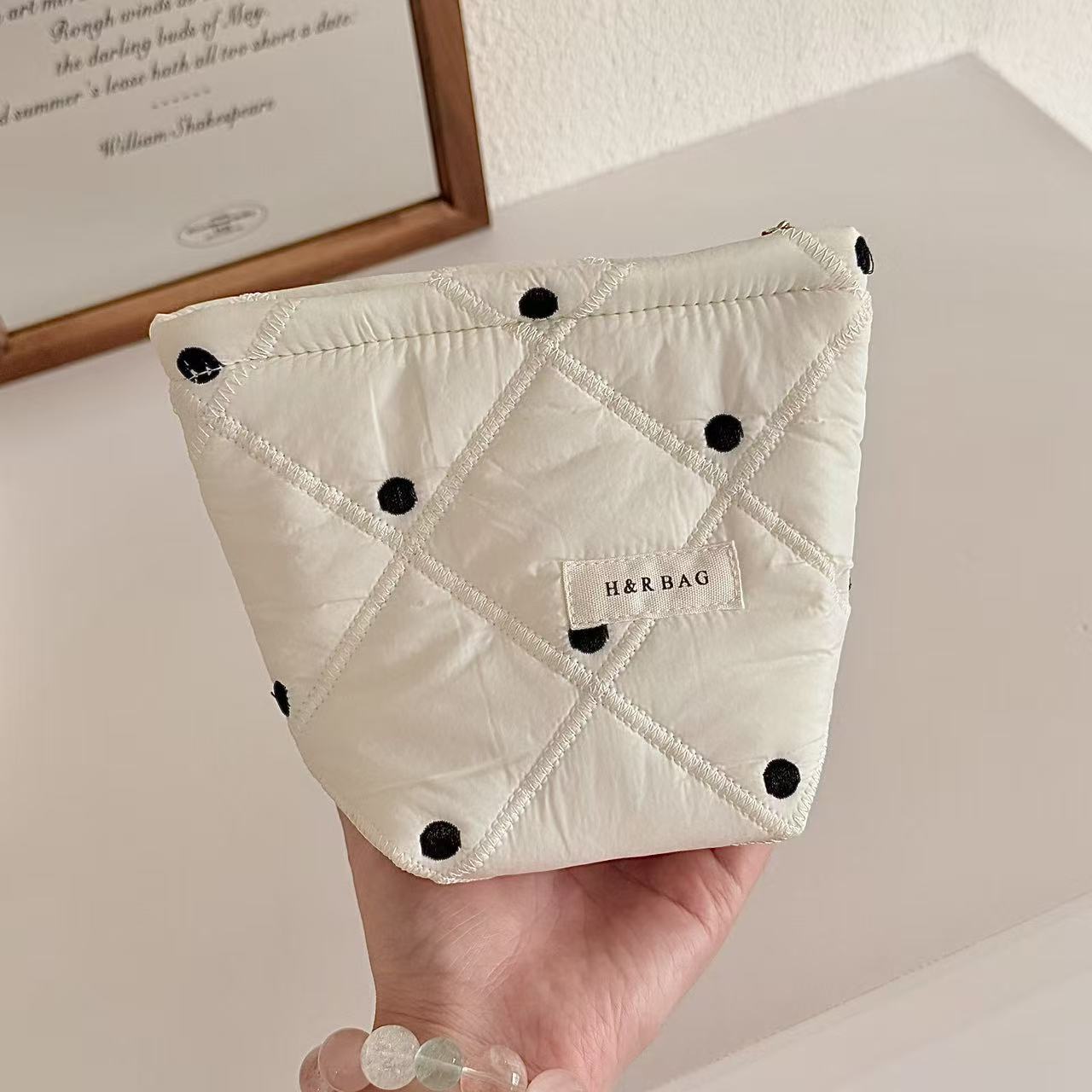 Polka Dot Quilted Makeup Bag - DippedShop Wholesale - #4323