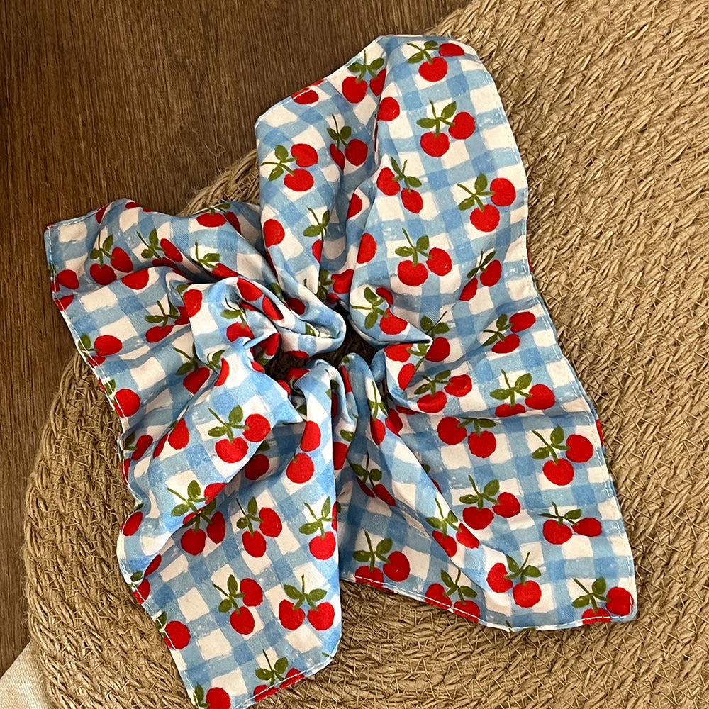 Vintage Cherry Plaid Square Hair Scrunchies MK2BW6W6HSR55