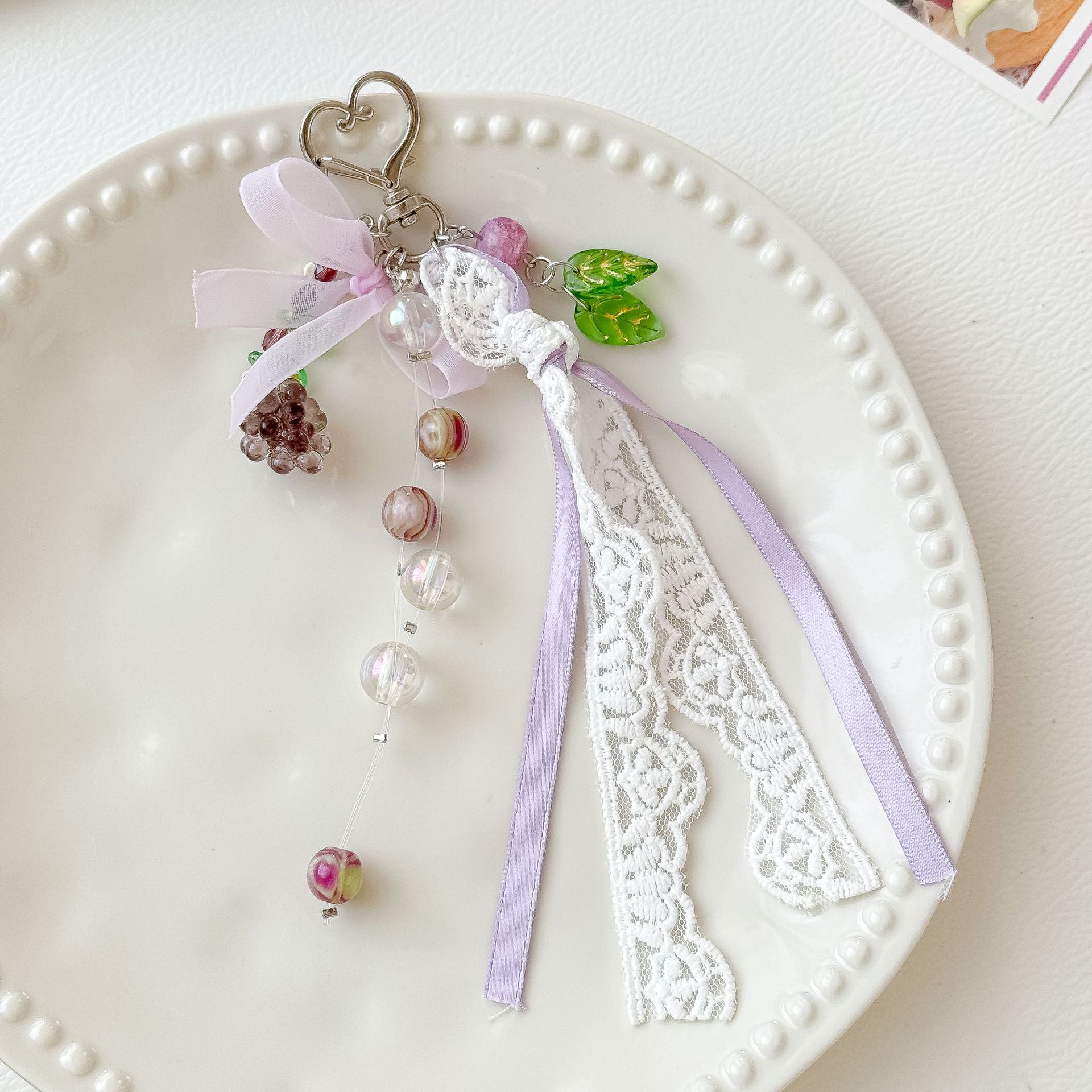 Creative Grape Beaded Pendant Keychain Bag Charm 6W10BBC384