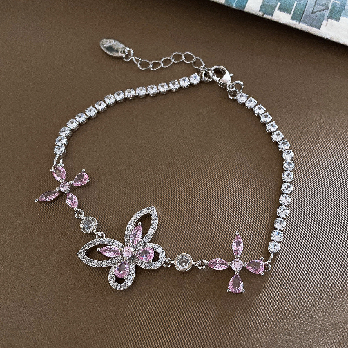 Vintage Butterfly Charm Cubic Zirconia Chain Bracelet 6W6JBR495