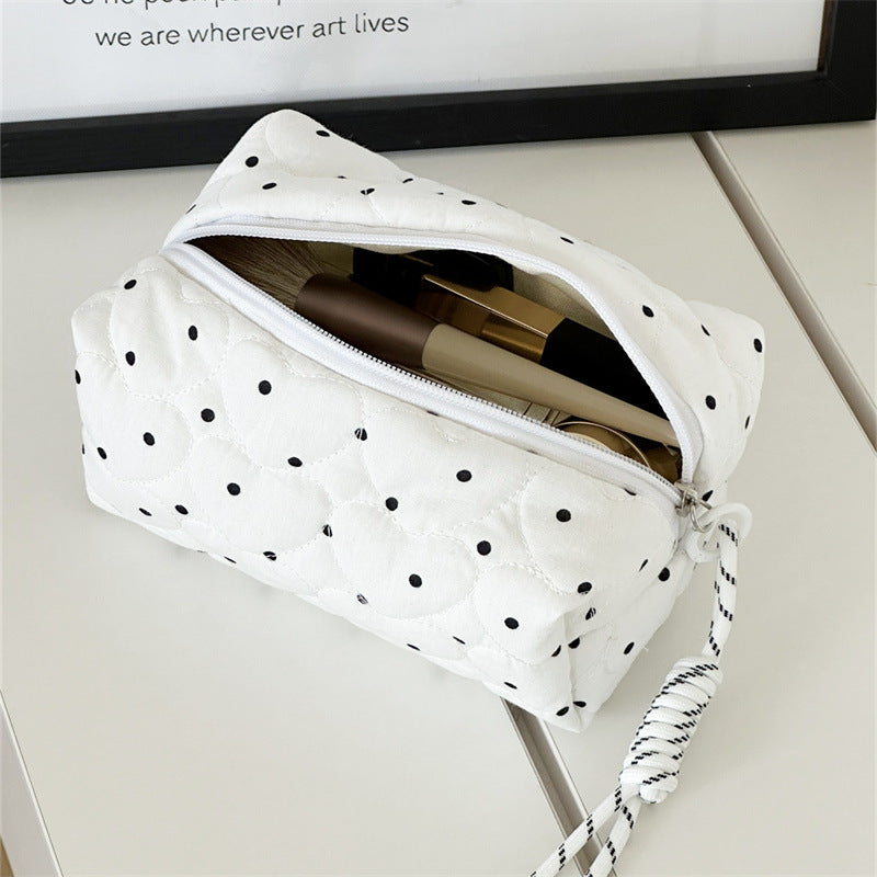 Cute Plaid Pattern Quilted Shell Makeup Bag MK2BW6S10BOB106