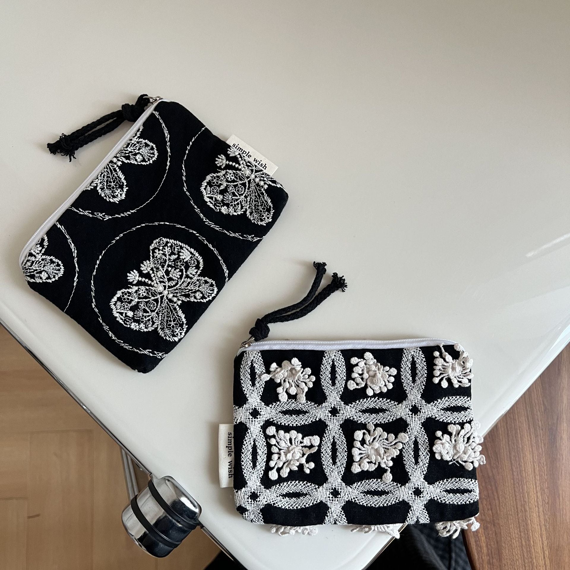 Color Block Embroidered MIni Portable Wallets DP25C672