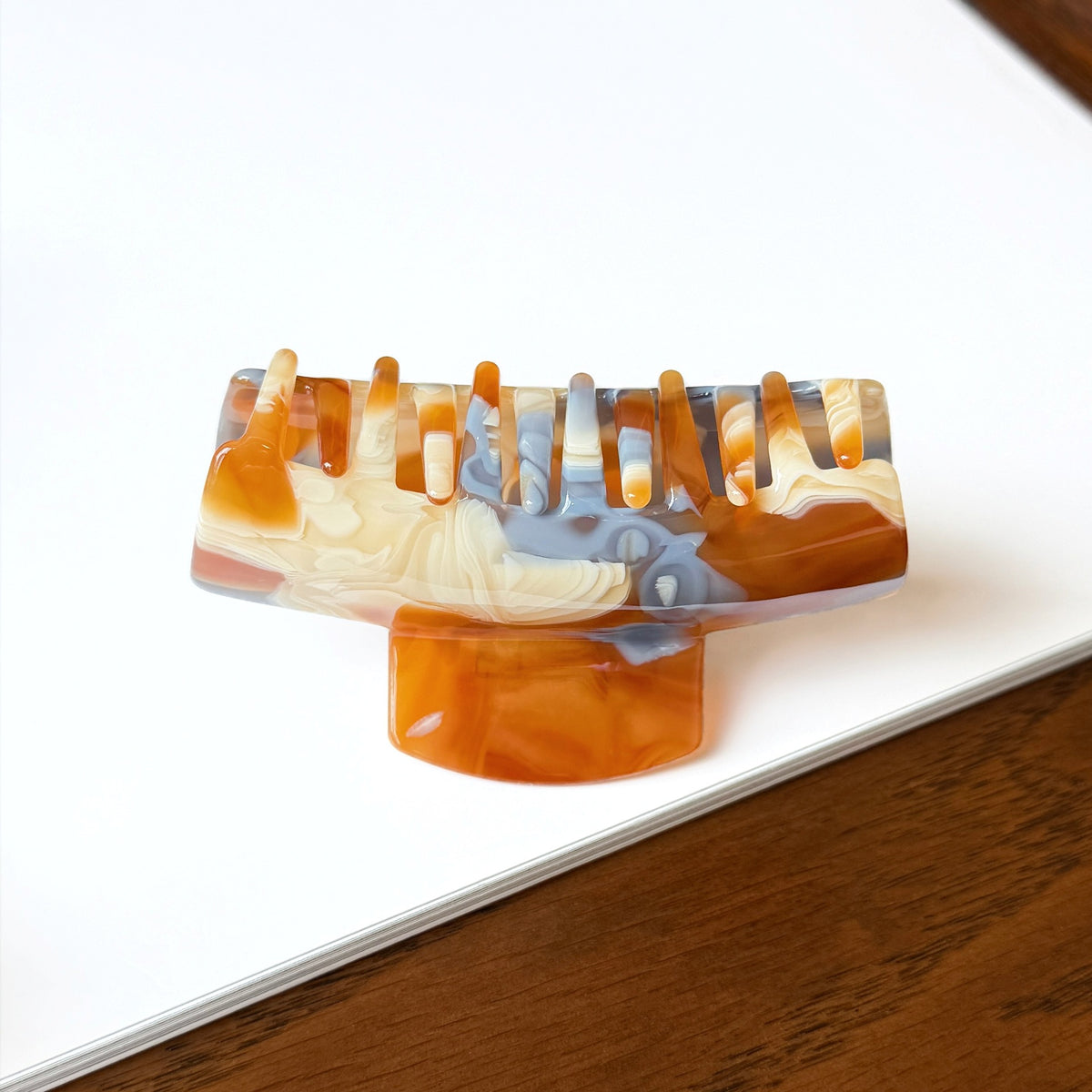 Simple Amber Marble Texture Acetate Hair Claw 6W6HCP1631
