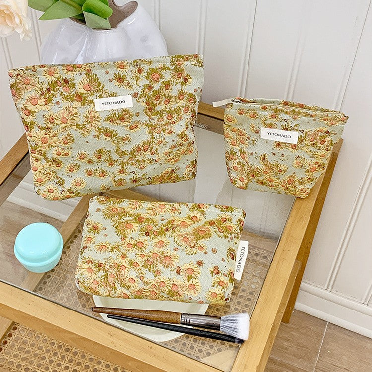 Fresh Embroidery Floral Large Capacity Makeup Bag MK2BW6W10BOB389