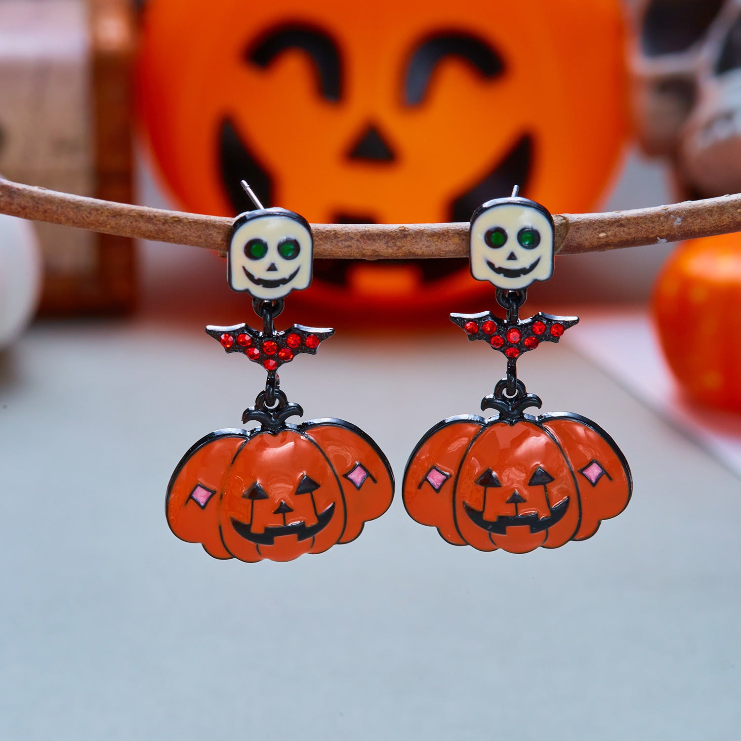Halloween Rhinestone Pumkin Bat Pendant Dangle Earrings 6W6JER552
