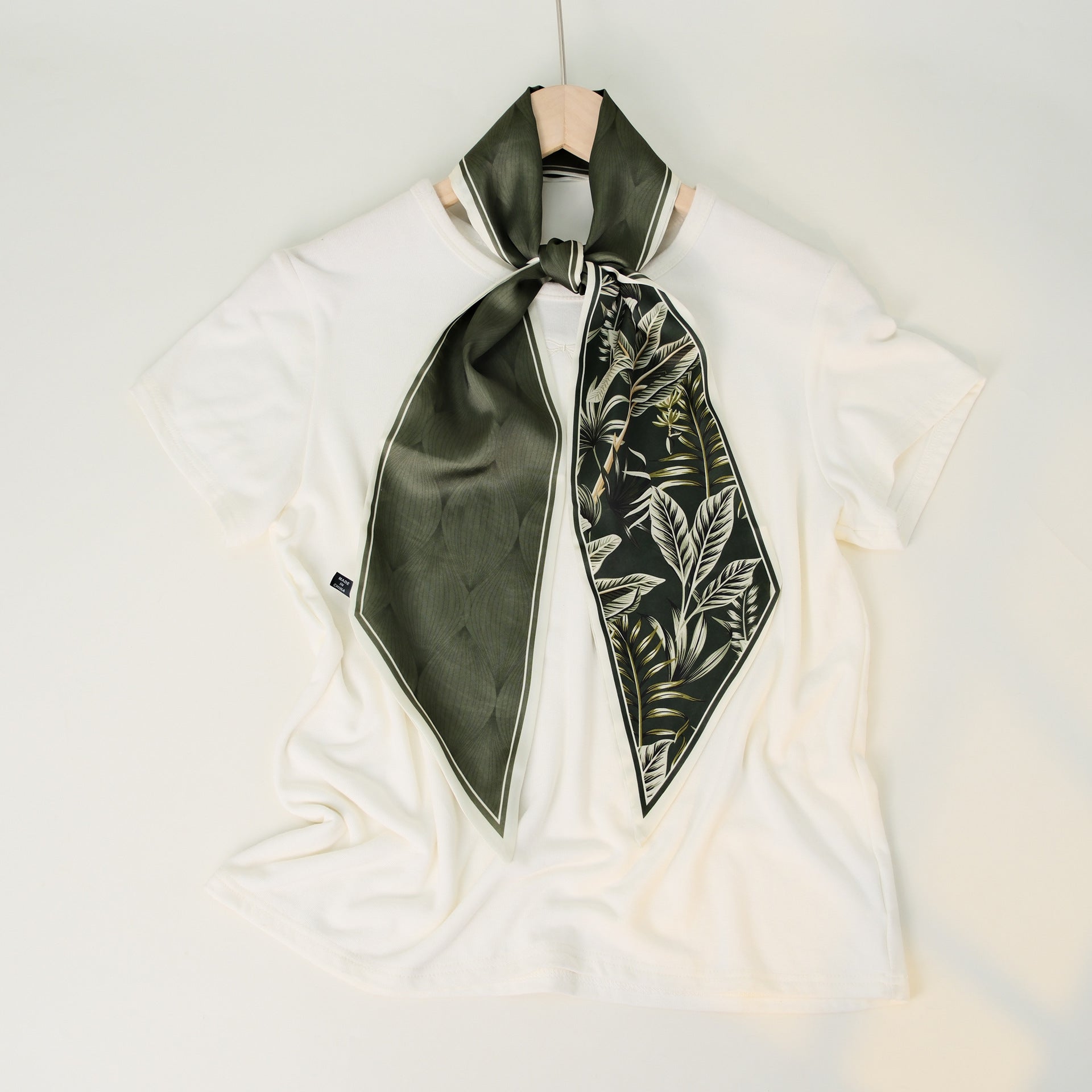 Minimalist Color Block Striped Print Silk Scarf 6W6NSI178