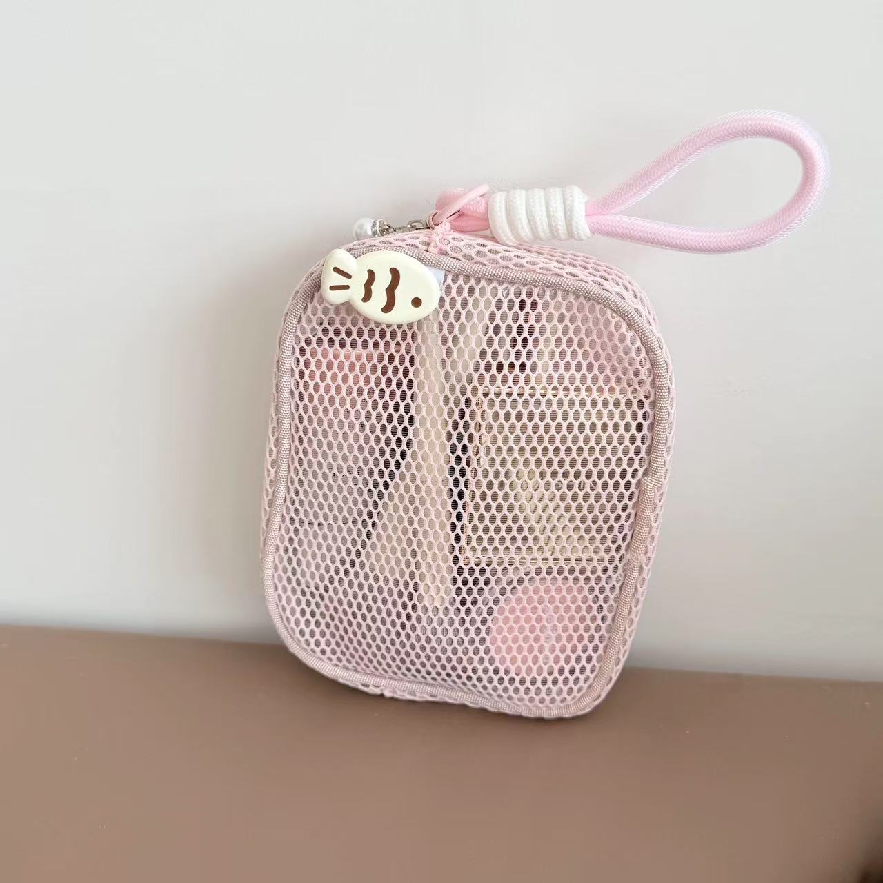 Dopamine Solid Color Mesh Hollow Makeup Bag MK2BW6S10BOB86
