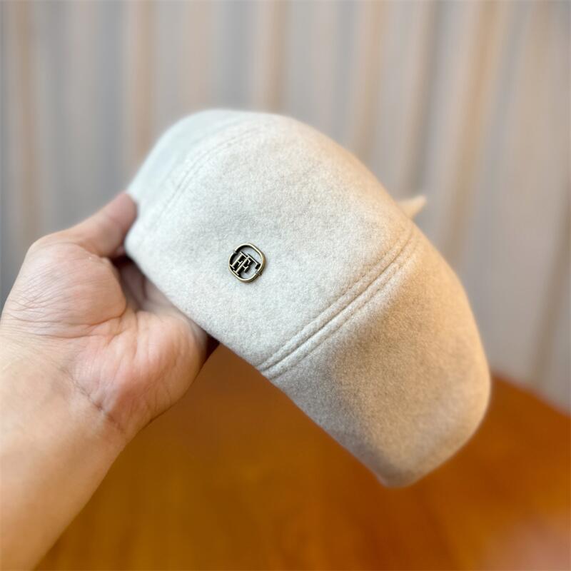 Metal Badge Beret Hat - DippedShop Wholesale - #0323