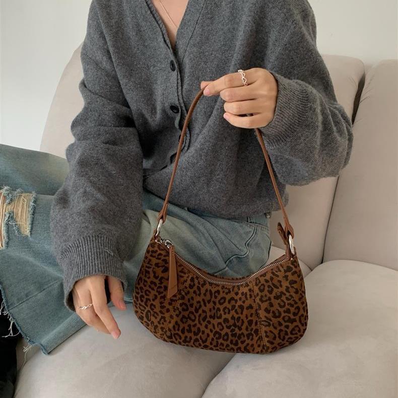 Crescent Underarm Bag - DippedShop Wholesale - #8419