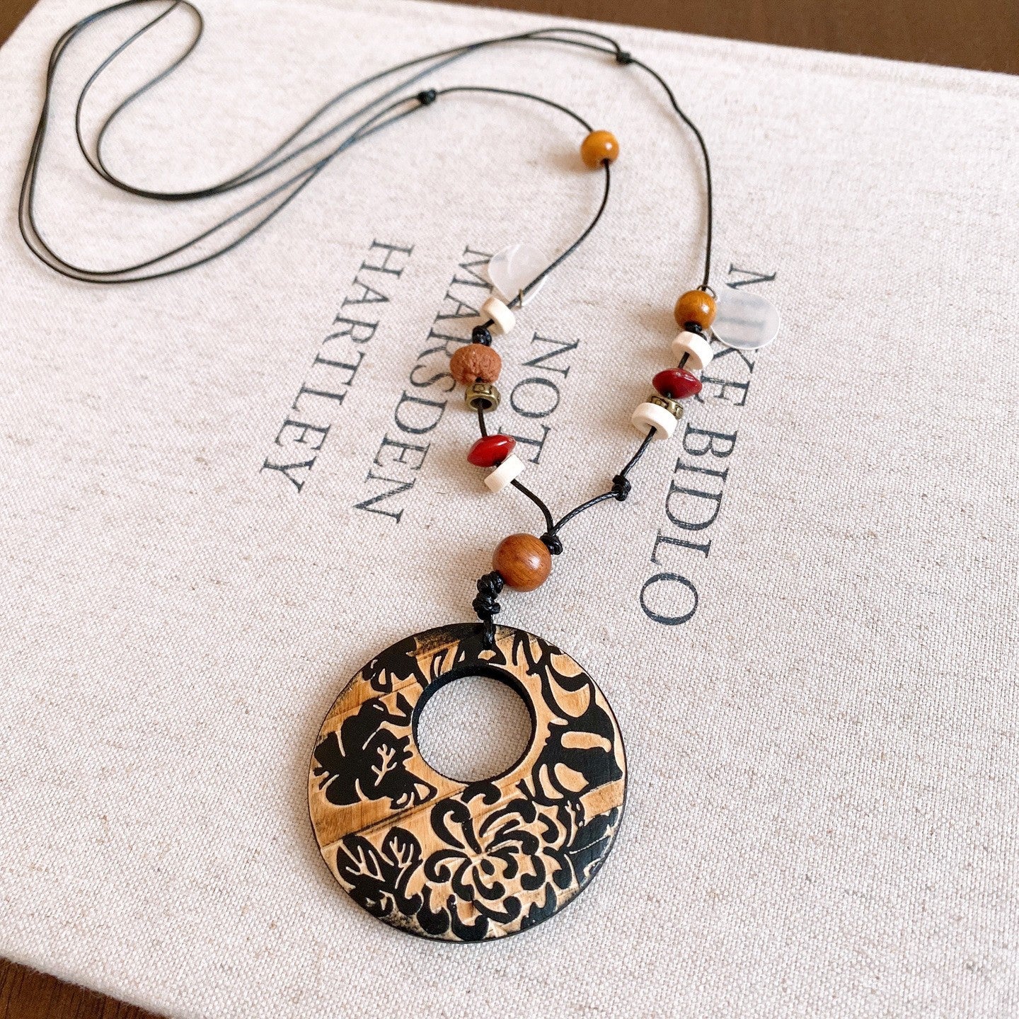 Geometric Resin Pendant Necklace - DippedShop Wholesale - #2323