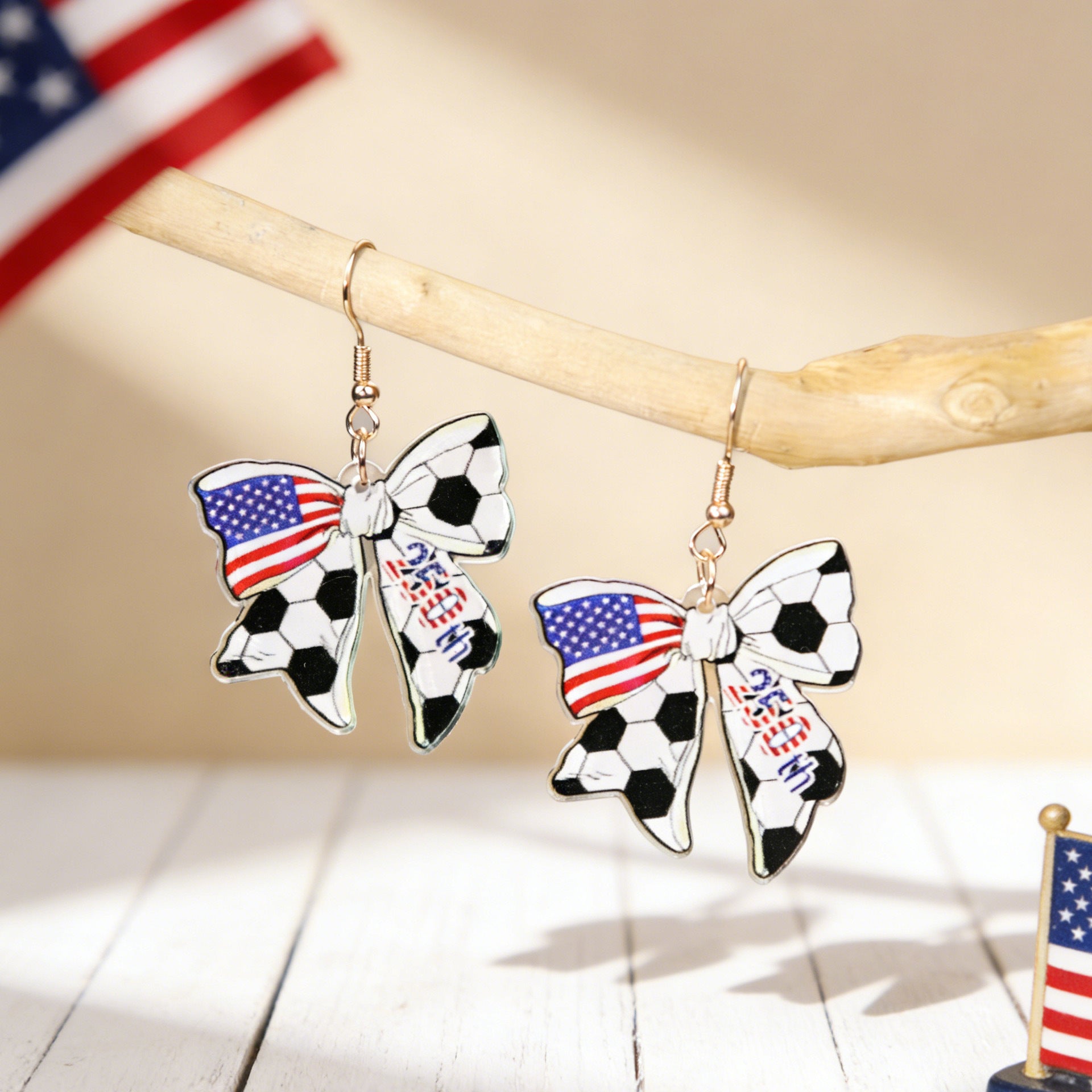 Stylish USA Flag Bowknot Pendant Hook Earring 8ZA6JER184L
