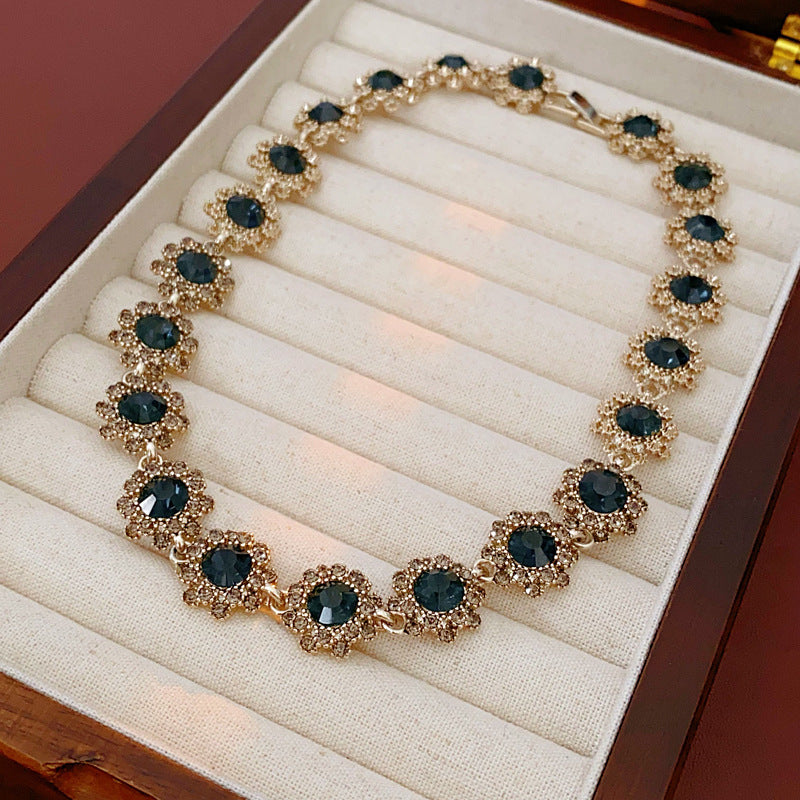 Vintage Rhinestone Floral Chain Buckle Necklace 6W6JNC972