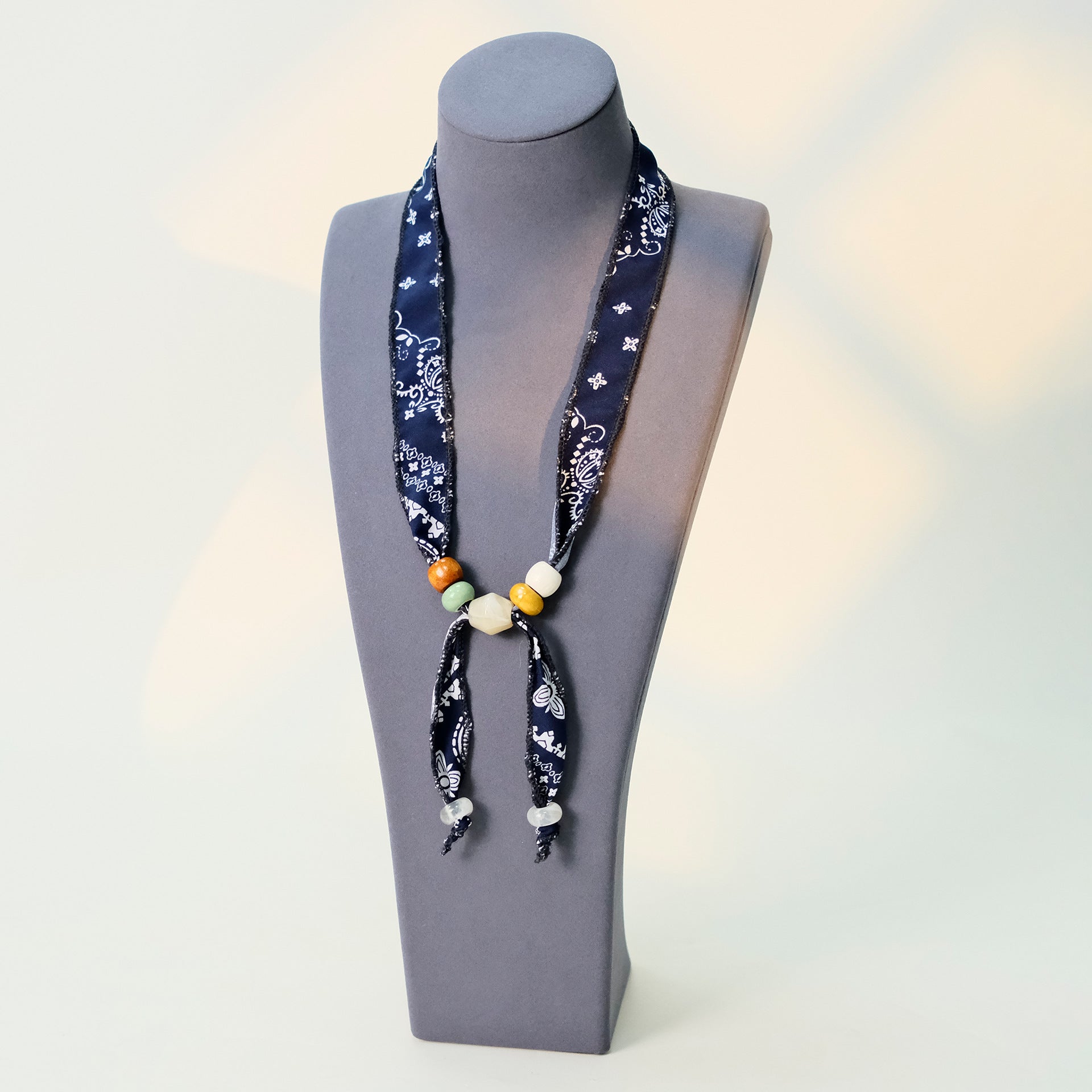 Chic Cashew Print Beaded Decor Silk Scarf 6W6NSI177
