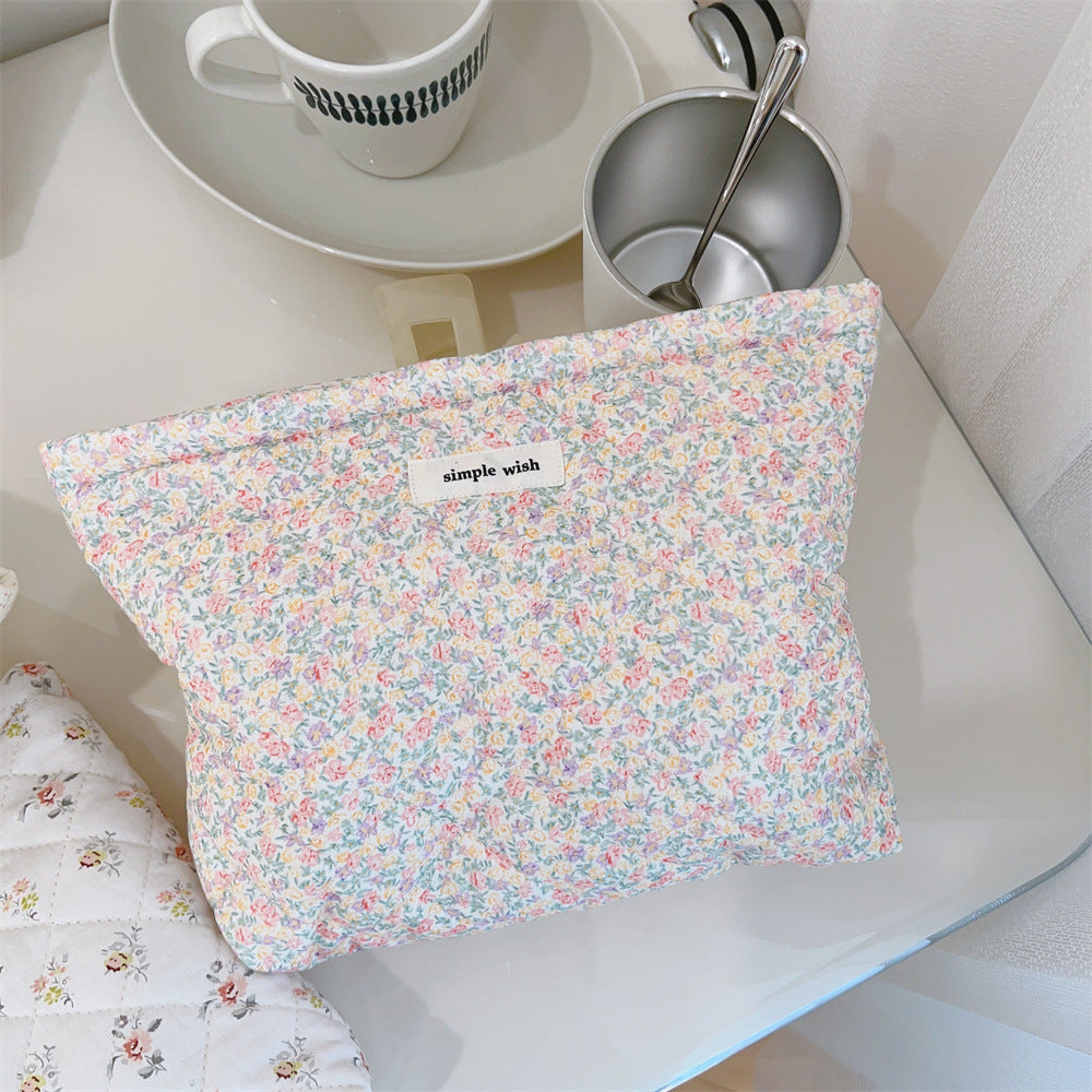 Floral Quilted Makeup Bag - DippedShop Wholesale - #8259
